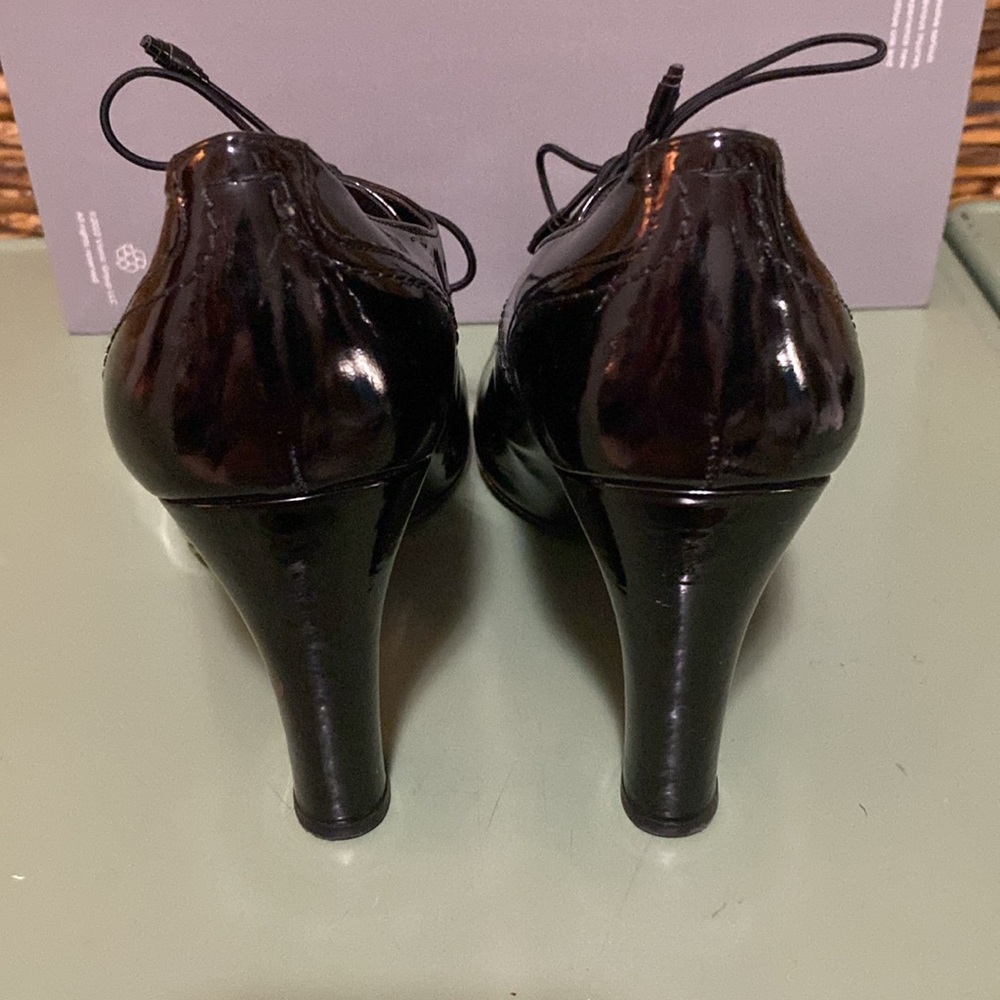 GUC Stuart Weitzman BLACK Patent leather Ankle Booties 7 - Picture 4 of 6